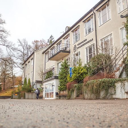 Vaernamo Folkhoegskolas Vandrarhem Zewnętrze zdjęcie